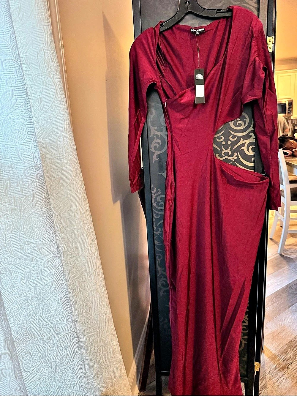 ALAYNA ASYMMETRICAL MAXI DRESS Burgundy Maxi Dress Size XL NWT